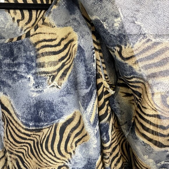 Covington Woman’s Blouse & Tank Set Size XL Blue Animal Print Safari Office Work - Picture 11 of 16